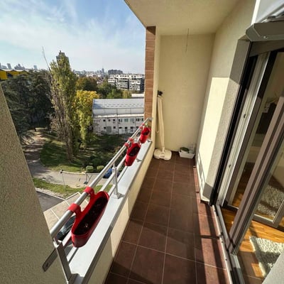Rent of a 50 m² two-room apartment in the premium residential complex Green Residence, Belgrade, Serbia