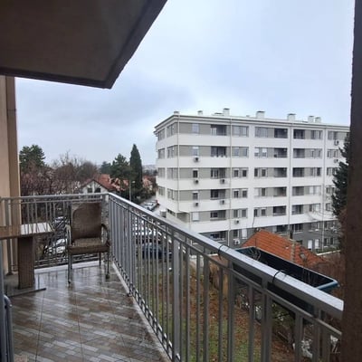 Аренда просторной 2-комнатной квартиры 60 м², район Вождовац, Белград, Сербия