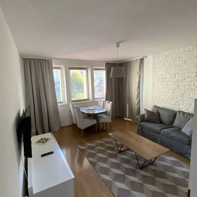 Location d’un appartement spacieux et cosy de 3 pièces, 64 m², Prądnik Czerwony, Cracovie, Pologne