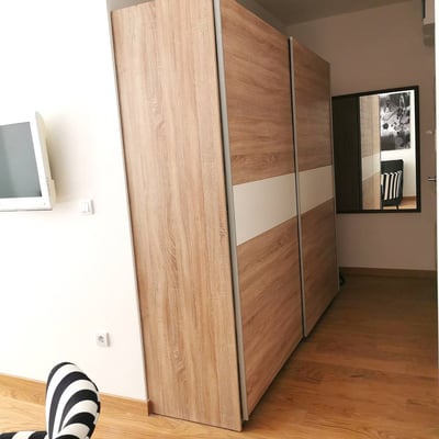 Alquiler de un apartamento tipo estudio, 37 m², frente al parque Tašmajdan, Belgrado, Serbia