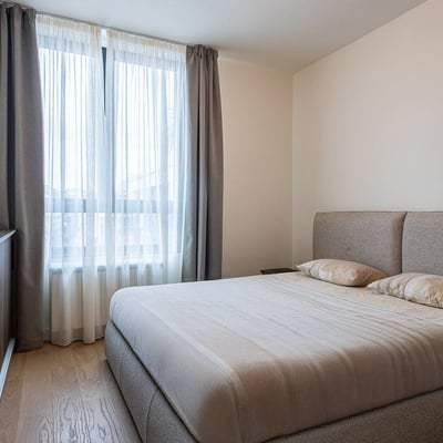 Alquiler de un apartamento absolutamente nuevo de 3 habitaciones, 76 m², en el complejo residencial premium BW Eterna, Belgrado, Serbia