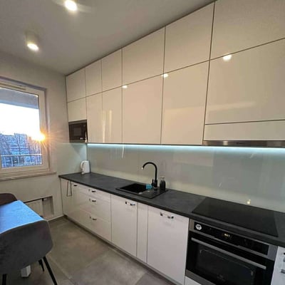 Location d’un appartement meublé 37 m² près du parc, Grzegórzki, Cracovie, Pologne