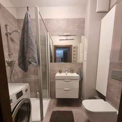 Alquiler de elegante apartamento de 3 habitaciones 53 m², Stare Podgórze, Cracovia, Polonia