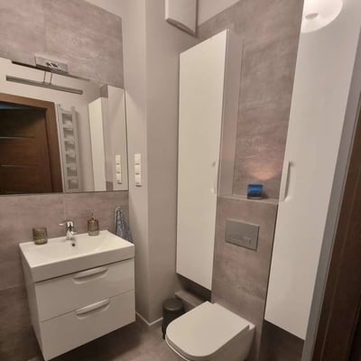 Alquiler de elegante apartamento de 3 habitaciones 53 m², Stare Podgórze, Cracovia, Polonia