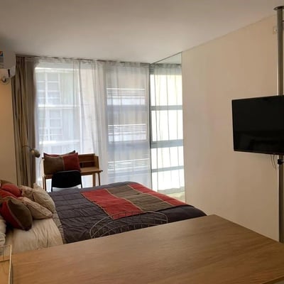 Location d’un studio avec piscine, Recoleta, Buenos Aires, Argentine