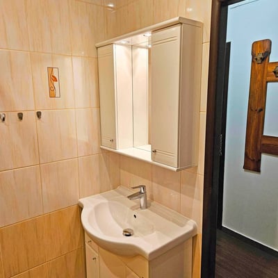 Alquiler de amplio apartamento de 3 habitaciones, Petržalka, Bratislava, Eslovaquia