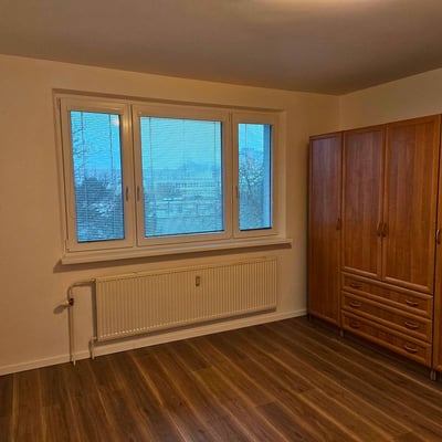 Alquiler de amplio apartamento de 3 habitaciones, Petržalka, Bratislava, Eslovaquia