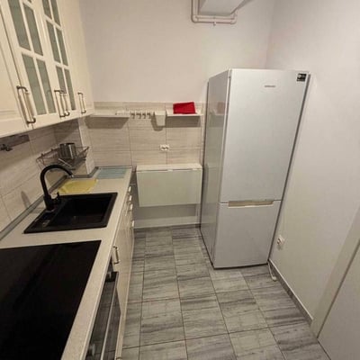 Location d’un excellent appartement lumineux de 2 pièces, Secteur 6, Bucarest, Roumanie