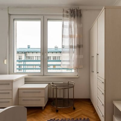 Rent of bright 3-room apartment 92 m², New Belgrade, Belgrade, Serbia