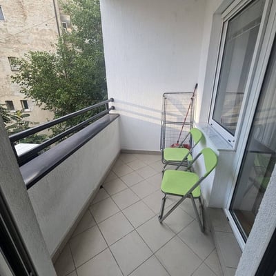 Location d’un appartement de 2 pièces 43 m² en centre-ville, Belgrade, Serbie