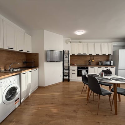 Rent of spacious 3-room apartment 95 m², Kolhozen Pazar, Varna, Bulgaria