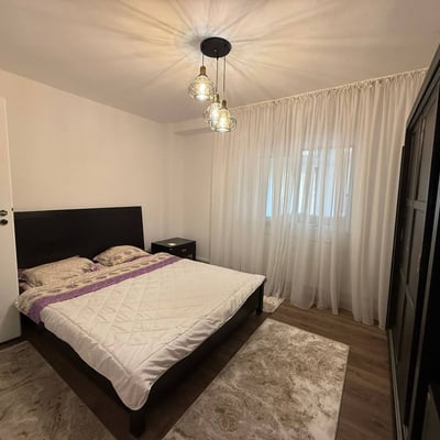 Rent of comfortable 3-room apartment with private entrance 100 m², Faleza Nord, Constanța, Romania