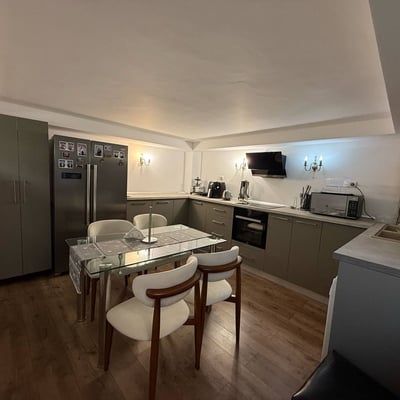 Rent of comfortable 3-room apartment with private entrance 100 m², Faleza Nord, Constanța, Romania