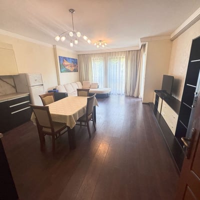 Rent of a bright and spacious 3-room apartment, 100 m², first sea line, St. Constantine and Helena, Varna, Bulgaria