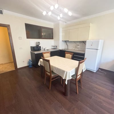 Rent of a bright and spacious 3-room apartment, 100 m², first sea line, St. Constantine and Helena, Varna, Bulgaria