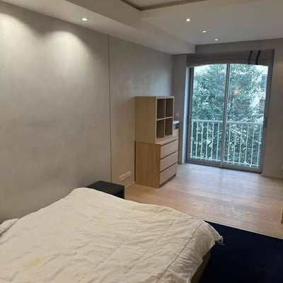 Rent of a furnished 2-room apartment, 60 m², Paris 16th arrondissement, France