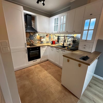 Alquiler de un apartamento amplio y luminoso de 2 habitaciones, 90 m², Varna, Bulgaria