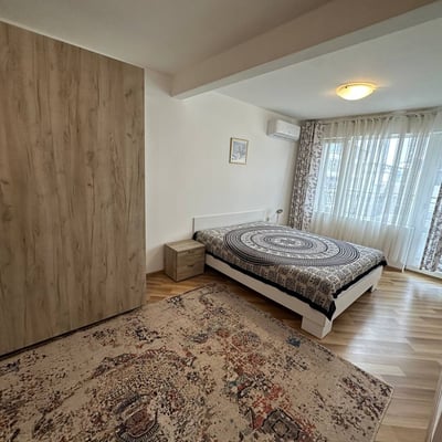 Аренда просторной меблированной 4-комнатной квартиры 156 м², Варна, Болгария