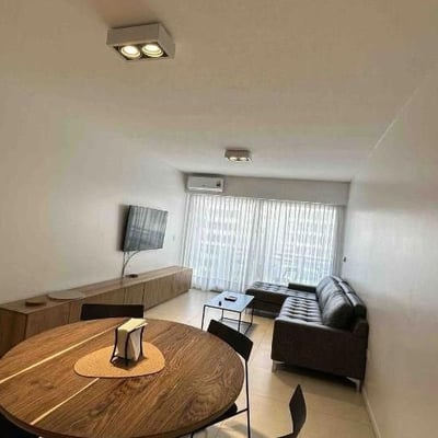 Miete einer hellen und geräumigen 2-Zimmer-Wohnung, 70 m², Belgrano, Buenos Aires, Argentinien