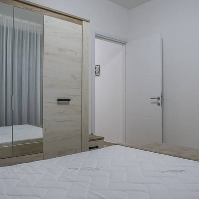 Location d’un appartement confortable de 3 pièces, 60 m², quartier Voždovac, Belgrade, Serbie