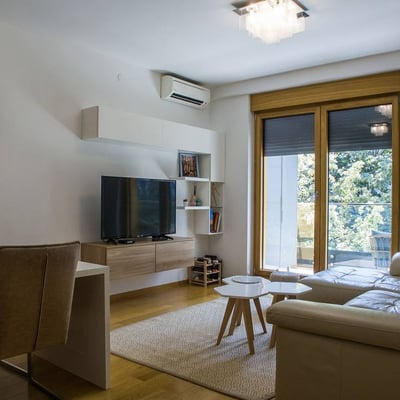 Alquiler de apartamento de 2 habitaciones, 57 m², en el complejo residencial premium Central Garden, Belgrado, Serbia