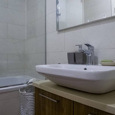 Alquiler de apartamento de 2 habitaciones, 57 m², en el complejo residencial premium Central Garden, Belgrado, Serbia