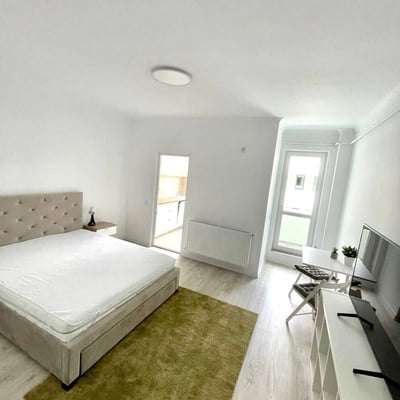 Alquiler de apartamento luminoso de 1 habitación con balcón, Bucarest, Chiajna, Rumanía