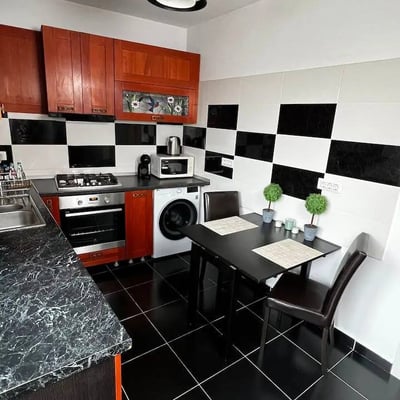 Rent of a cozy 2-room apartment, 52 m², with Dâmbovița River view, city center, Bucharest, Romania