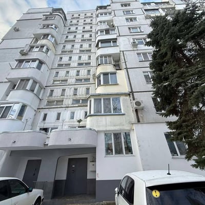 Rent of a cozy two-room apartment in the city center, Chișinău, Moldova