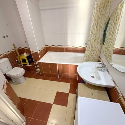 Rent of a cozy two-room apartment in the city center, Chișinău, Moldova