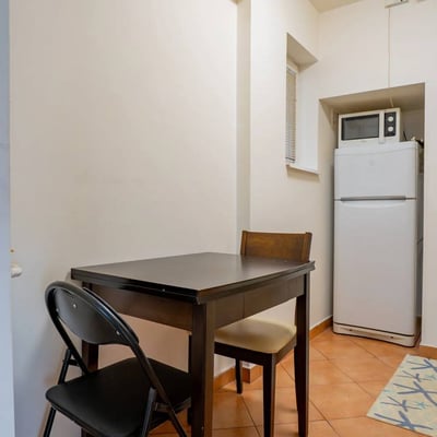 Alquiler de apartamento de dos habitaciones con vista a la ciudad, 48 m², Bucarest, Rumanía