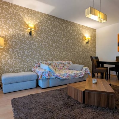 Alquiler de apartamento amueblado de tres habitaciones, 76 m², Bucarest, Rumanía