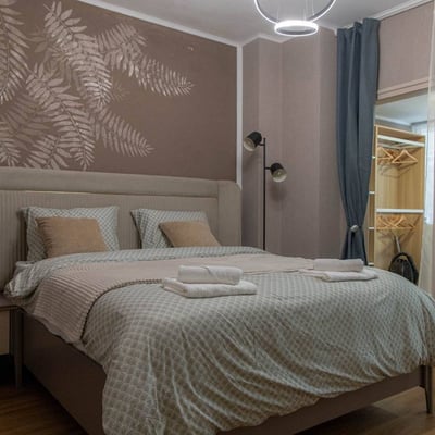 Rent of a luxury 4-room apartment with designer renovation in the city center, 107 m², Varna, Bulgaria