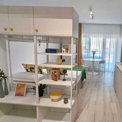 Alquiler de estudio amueblado con plaza de aparcamiento, Bucarest, Rumanía