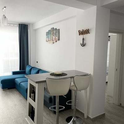 Location d’appartements confortables de deux pièces avec vue sur la mer, 55 m², Mamaia Nord, Constanța, Roumanie