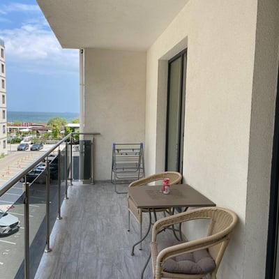 Location d’appartements confortables de deux pièces avec vue sur la mer, 55 m², Mamaia Nord, Constanța, Roumanie
