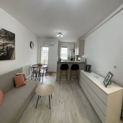 Alquiler de apartamento nuevo y amueblado, 42 m², Bucarest, Rumanía