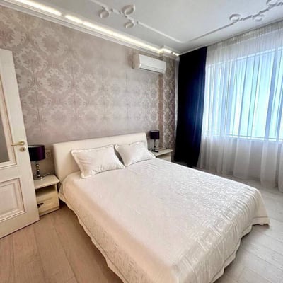 Rent of a 3-room apartment in the city center, Varna, Bulgaria