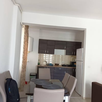 Miete komfortabler Dreizimmer-Apartments, 75 m², Mamaia Nord, Constanța, Rumänien