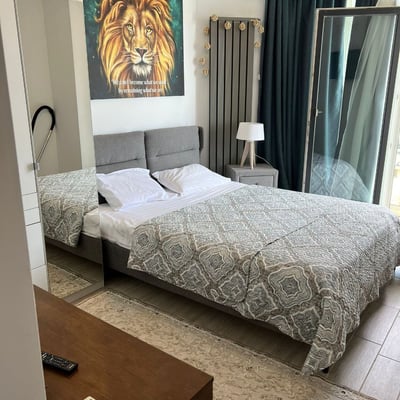 Miete stilvoller, komfortabler Dreizimmer-Apartments, 85 m², Mamaia, Constanța, Rumänien