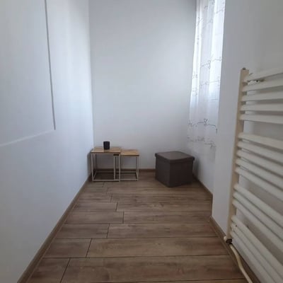 Rent of a fully renovated, furnished three-room apartment, 56 m², New Belgrade, Belgrade, Serbia