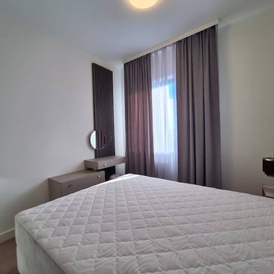 Miete einer absolut neuen, stilvollen Dreizimmerwohnung im Premium-Wohnkomplex BW Sole, 79 m², Belgrad, Serbien