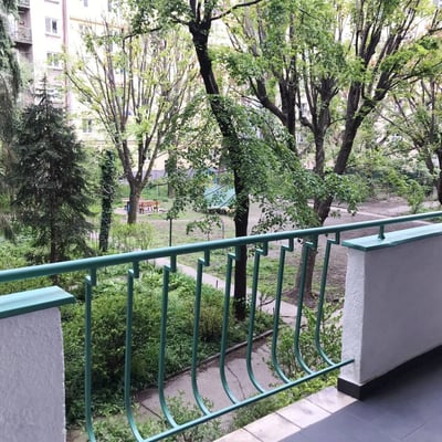 Аренда меблированной двухкомнатной квартиры в центре города, 65 м², Братислава, Словакия