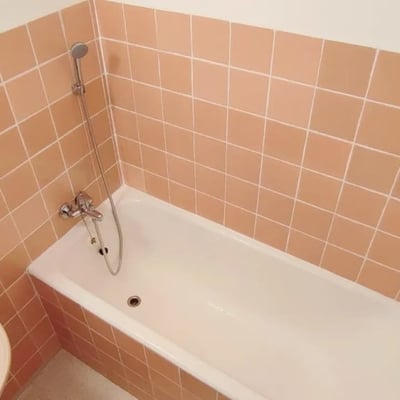 Аренда меблированной двухкомнатной квартиры в центре города, 65 м², Братислава, Словакия