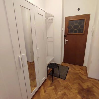 Аренда меблированной двухкомнатной квартиры в центре города, 65 м², Братислава, Словакия