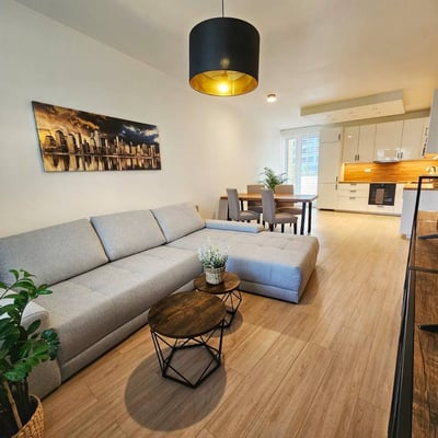 Location d’un appartement meublé de trois pièces dans un immeuble neuf, 74 m², Petržalka, Bratislava, Slovaquie