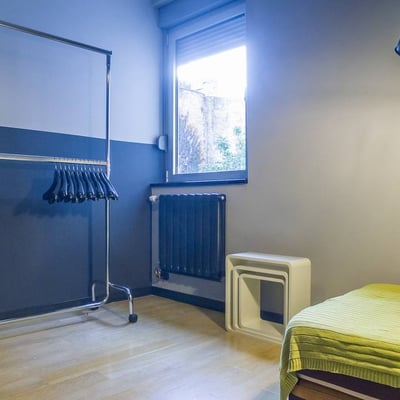 Miete einer geräumigen, stilvollen Dreizimmerwohnung im Stadtzentrum, 105 m², Belgrad, Serbien