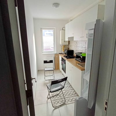 Location d’un appartement meublé de deux pièces, secteur 6, Bucarest, Roumanie