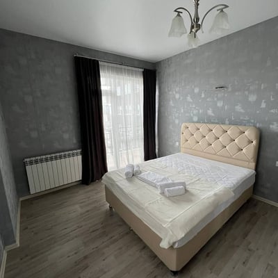 Location d’un appartement lumineux, 90 m², Batoumi, Géorgie