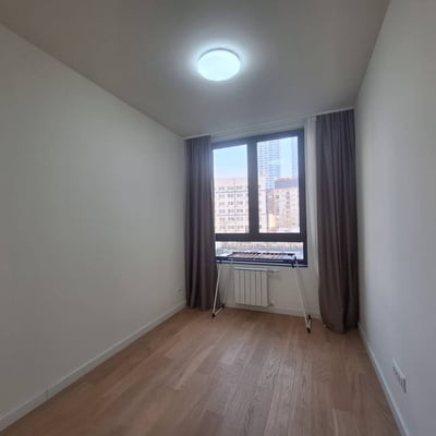 Rent of an absolutely new three-room apartment in the premium BW Sensa residential complex, 74 m², Belgrade, Serbia